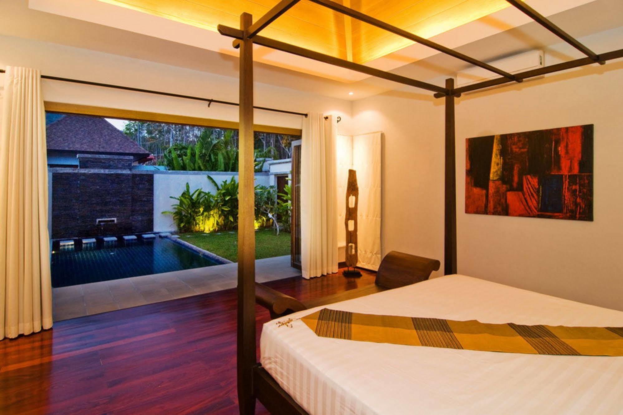 Villa Kama Rawai Exterior photo
